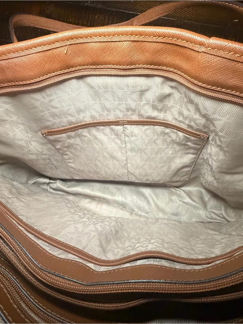 Michael Kors sleek saffiano